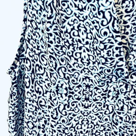 laundry by shelli segal Los Angeles Small tank top blue And White Pattern V Neck - Picture 4 of 6